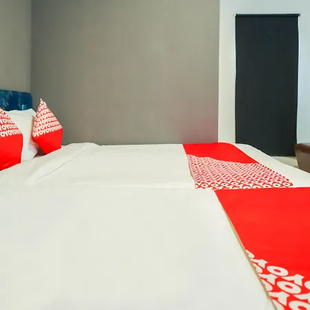 Oyo 1111 Passer Baroe Inn